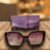 Gafas de sol mujer marrón oversize con estuche lila, vista frontal